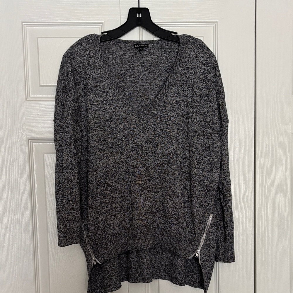 Express Gray V-Neck Sweater